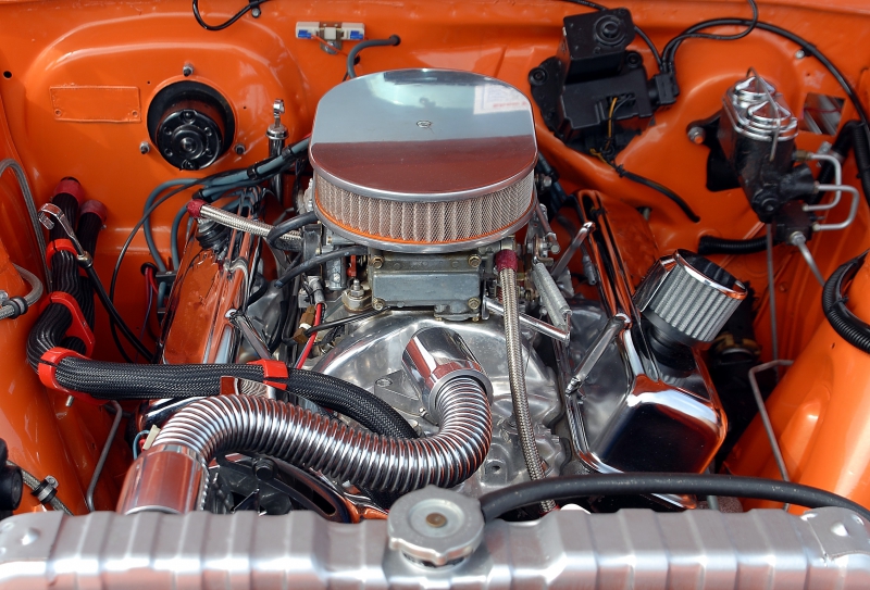 garagiste-TOURETTE DU CHATEAU-min_car-engine-1738309